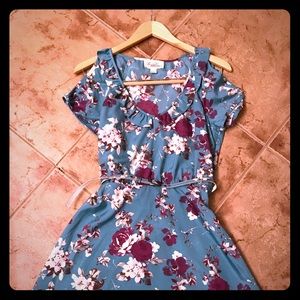 Forever 21 - Floral dress Cold Shoulders